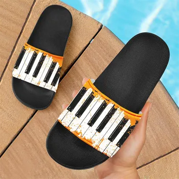 HYCOOL Moda na Plaži Copate Glasba Ugotavlja Klavir Tiskanje Unisex Stanovanj Ženski Moški Kopanje Stran Sandali Udobje Nekaj Flip Flops