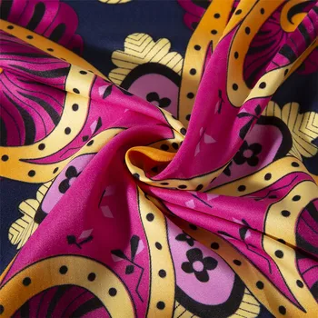 130 cm Handkerchief blagovne Znamke Šal Indijska Metulj Keper Svile Šal Bandanna Kvadratnih Rute Ženske Ruto Za Dame Šal