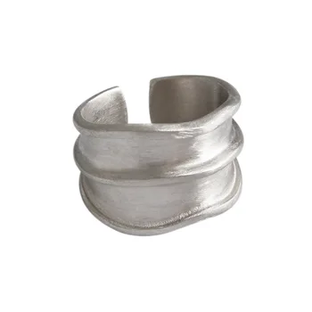 Korejska različica S925 sterling srebrni prstan INS mrzel veter preprost široko brušena ženski prstan osebno srebrni prstan