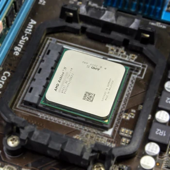 AMD Athlon II X2 215 2.7 GHz/Dual-Core/CPU Procesor/ADX215OCK22GQ/Socket AM3