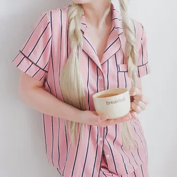 RUGOD Poletje 2020 Nove Modne Ženske Pižame Zavoj navzdol Ovratnik Sleepwear 2 Dve Delni Komplet Majica+Hlače Prugasta Priložnostne Pajama Set
