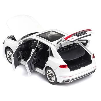 1:24 visoke simulacije Audi V8 z zvočnimi in svetlobnimi potegnite nazaj zlitine igrača avto model igrače za otroke darila Avtomobilov Kovinski Model rc avto