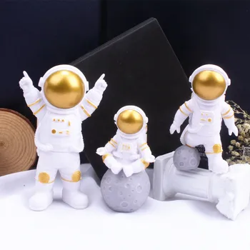 3pcs Slika Astronavt dejanje slika Beeldje Astronavt Mini Diy Model figuric Speelgoed Pop Home Decor srčkan astronavt set