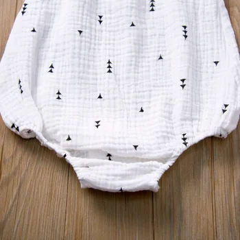 Novo rojen otroška oblačila strawber rrompers Nagubana jumpsuit malčka dekle oblačila Zajeti Gumb Natisnjeni risanka vzorec poletje