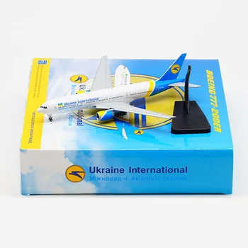 16 cm 1/400 Obsega Boeing 777 Ukrajina airlines trdna letalo z podvozje, kolesa model igrača zrakoplova diecast zlitine letalo Model