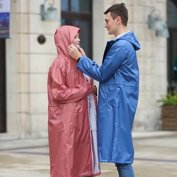 Nov slog visoke kakovosti odraslih nepremočljiva ženske dolgo hooded dežni plašč moški rainsuit z hlače za turnejo kolesarjenje dveh barvah